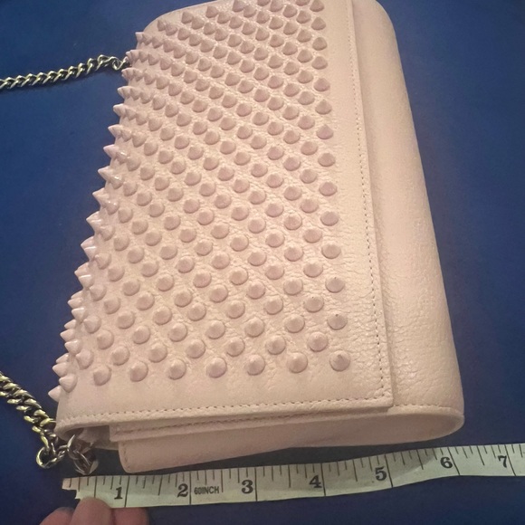 LOUBOUTIN
Pink Stud Paloma Clutch - Picture 15 of 16